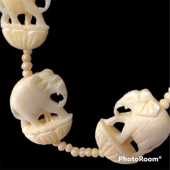 Vintage Elephants Carved Faux Ivory Necklace - Picture 3 of 7